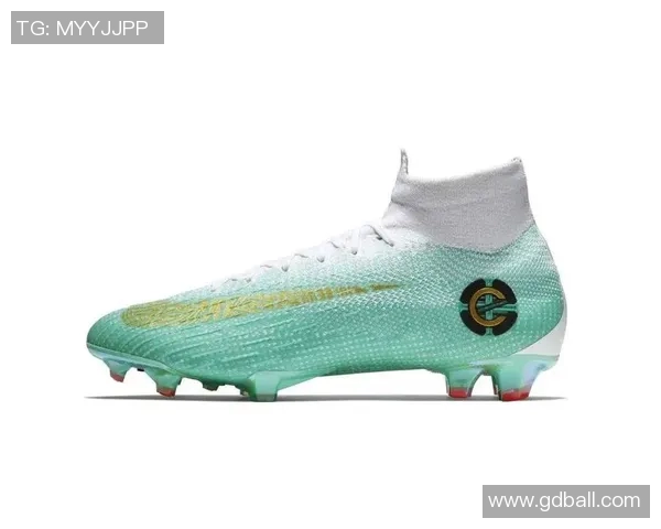 足球明星专属鞋款全景展示尽显运动风采与时尚魅力