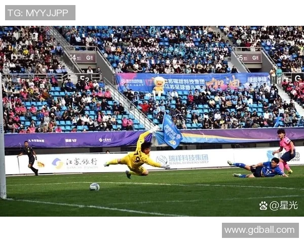 格雷米奥与嫩体育的激烈对决展现足球魅力与团队精神